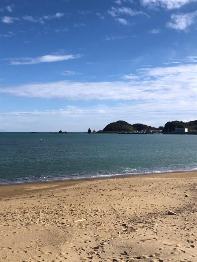 Holiday home 浜の宮七福神 1棟貸し9名様までご利用できます