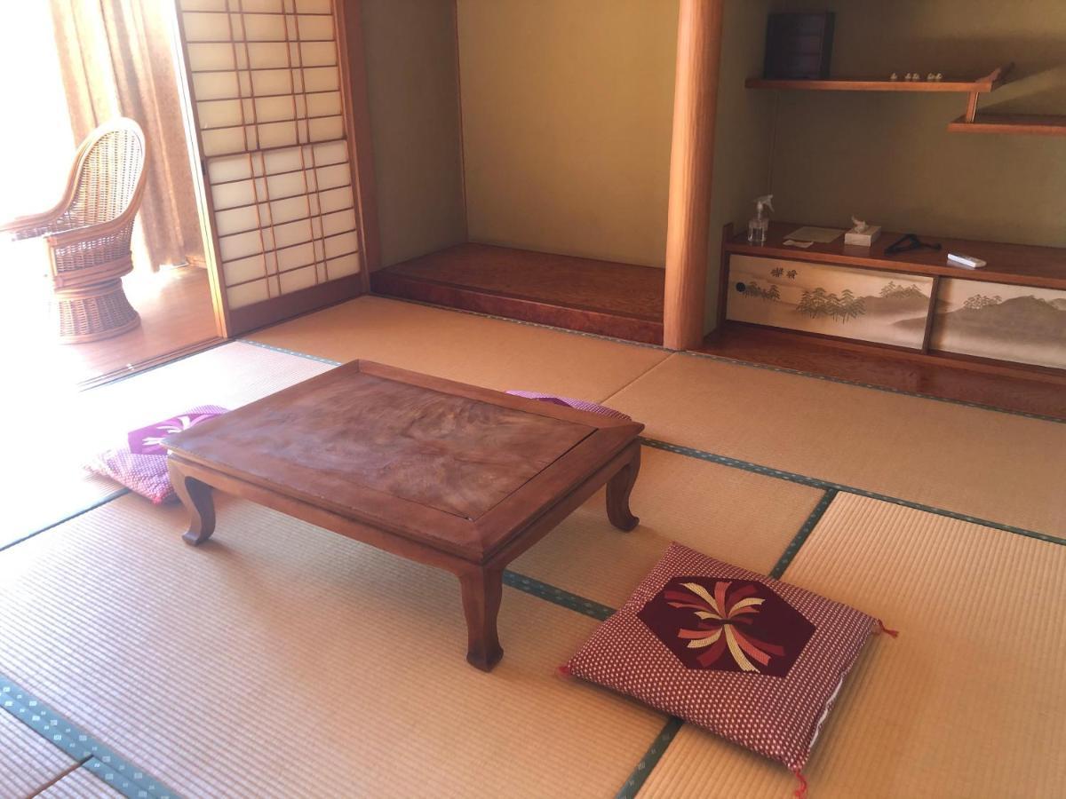 Holiday home 浜の宮七福神 1棟貸し9名様までご利用できます *